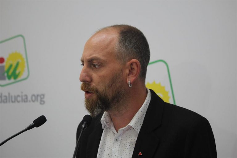 «Tenemos la impresión de que otra vez es más humo»