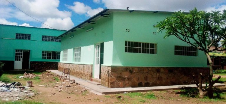 Nueva sede de la cooperativa textil Umoja (R.D.Congo), financiada por la Diputación de Valencia