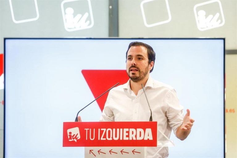 Garzón llama a marcar perfil propio ante el PSOE para lograr avances sociales y encomienda reforzar IU y Unidas Podemos