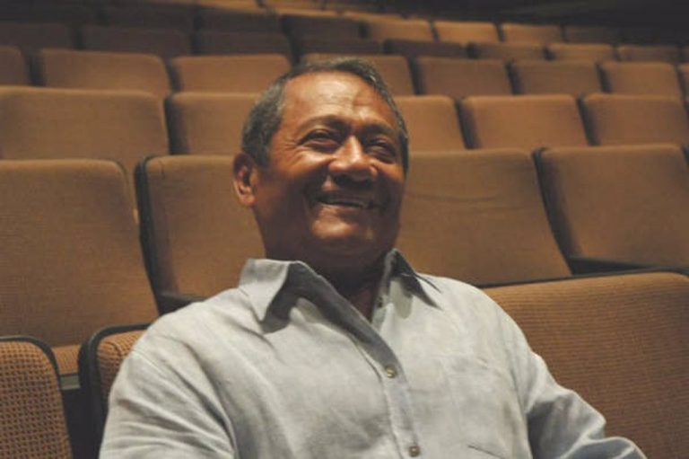 Muere el cantautor mexicano Armando Manzanero por Covid-19