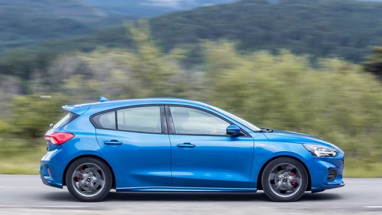A Prueba: Ford Focus ST-Line híbrido ligero, corretón, controlable y no muy gastón