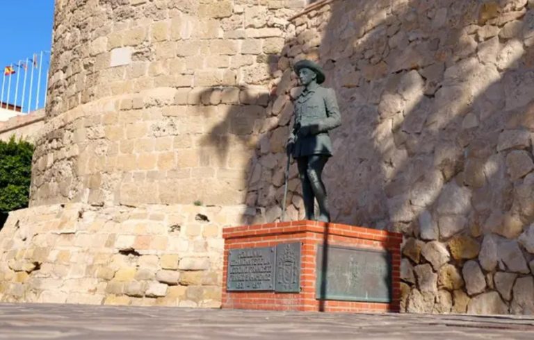 Vox quiere impedir que se retire la estatuta de Franco en Melilla – Observatorio del Laicismo – Europa Laica