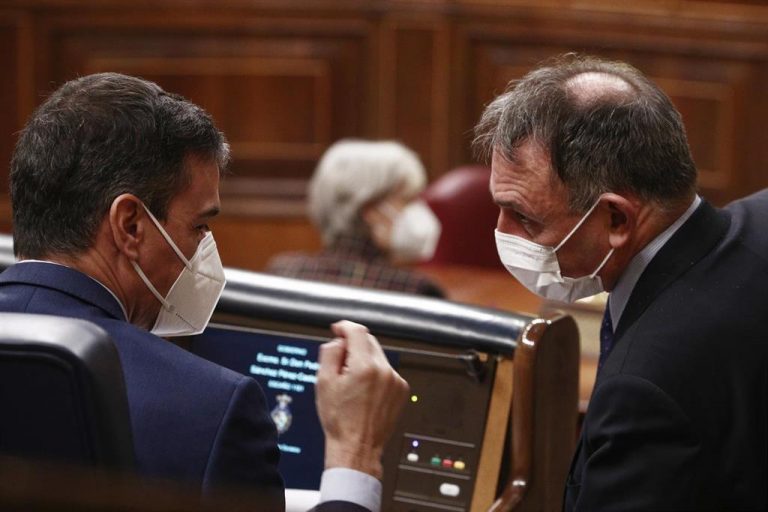 IU tilda de «provocación» o «gran error diplomático» la visita de González Laya a la frontera entre Colombia y Venezuela