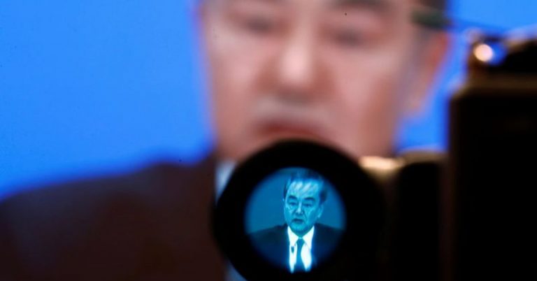 China dice esperar que EEUU retire sus «irracionales» frenos a la cooperación