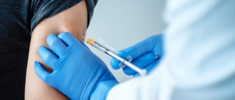 Las razones por las que los niños deben vacunarse contra el coronavirus