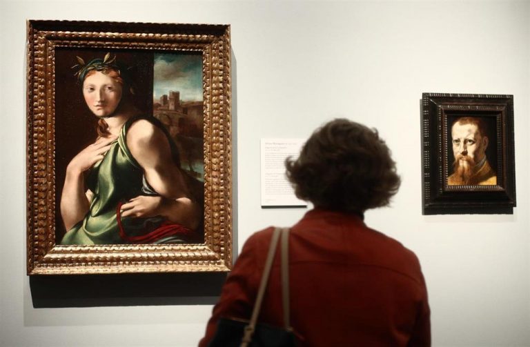 El Museo del Prado expone 15 pinturas adquiridas por casi 800.000 euros gracias al legado de la profesora Carmen Sánchez