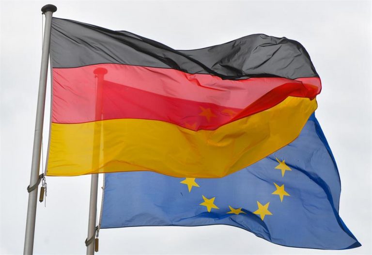 El Constitucional alemán complica el desembolso de los fondos europeos antes del verano