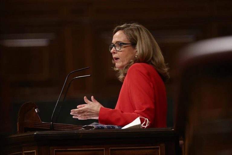 Funcas avisa de que la «compleja» puesta en marcha del plan para empresas podría retrasar la llegada de ayudas