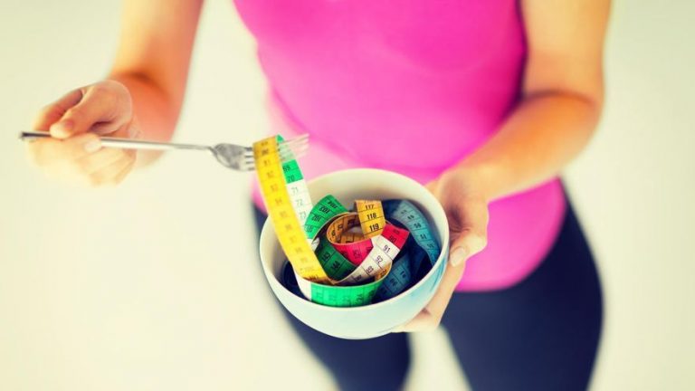 Expertos nutricionistas desvelan las dos cosas que deberías comer a diario para perder peso sin esfuerzo
