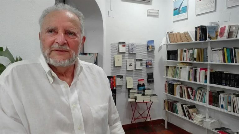 El Ayuntamiento de Córdoba entregará el título de Hijo Adoptivo a Julio Anguita el 16 de mayo, al año de su muerte