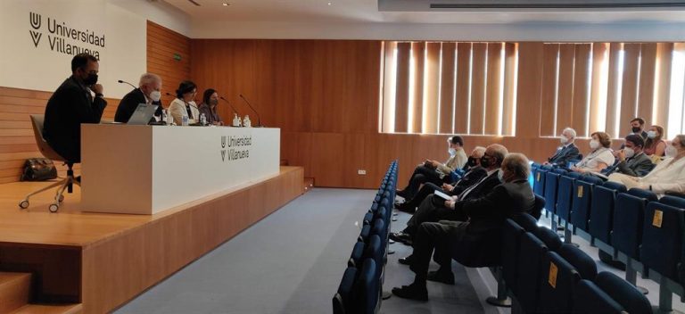 «Siempre será necesario contar la verdad. El público tiene que exigir una información veraz»