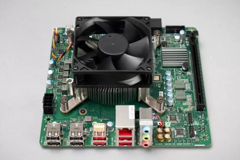 AMD pone a la venta un kit con el mismo procesador de la Xbox Series X, pero de ahí a construirte un PC equivalente media un mundo