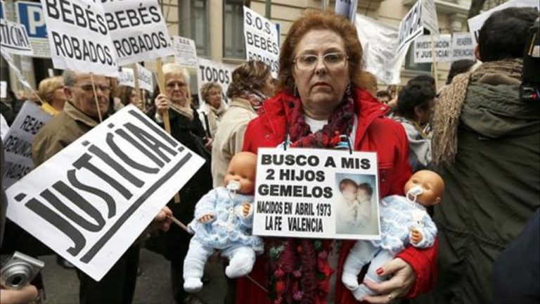 un documental narra la lucha para encontrar a los bebés robados en el franquismo – Observatorio del Laicismo – Europa Laica