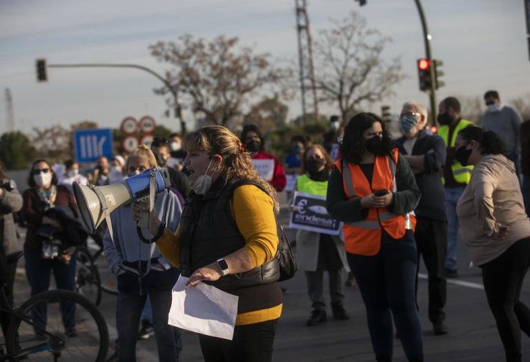 Adelante reclama actuaciones a la Junta ante las incidencias y fallos en el suministro eléctrico en Sevilla
