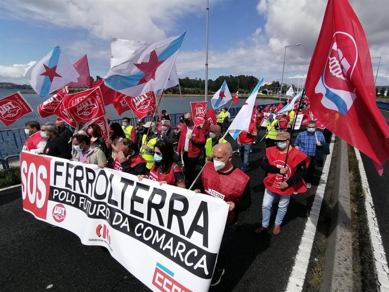 Unas 700 personas se manifiestan para reclaman soluciones industriales y laborales en Ferrolterra
