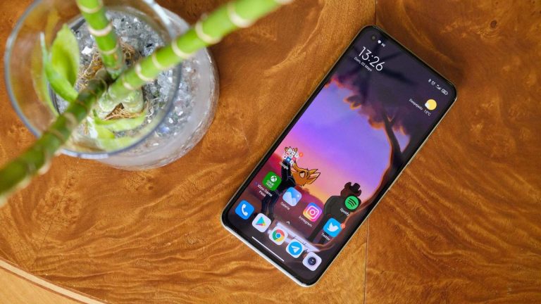 El Xiaomi Mi 11 Lite de 128GB es ahora una ganga en Amazon: por 284 euros puedes tener un móvil ultrafino | Tecnología