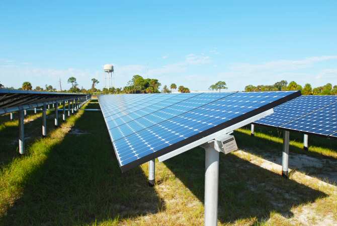 Aprendizaje automático para predecir la radiación solar