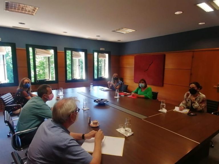 IU, satisfecha de que el corazón social del presupuesto de 2021 se esté cumpliendo pero pide más agilidad al fondo covid