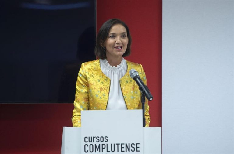 Maroto afirma que Alcoa ha mostrado su compromiso de desbloquear el proceso de venta en San Cibrao