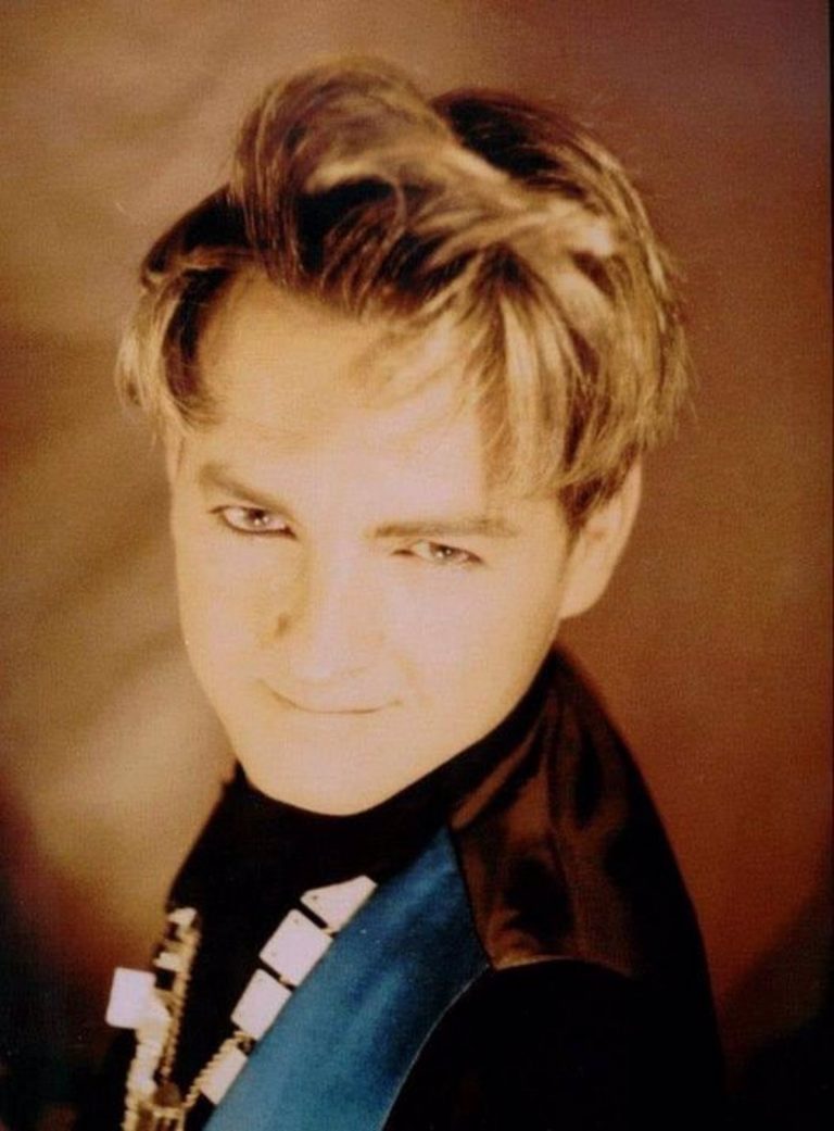 Fallece el cantante de ‘La Década Prodigiosa’, Carmelo Martínez