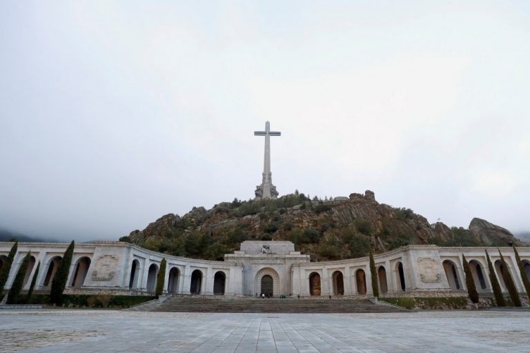 La Ley de Memoria aspira a limpiar España de franquismo con casi medio siglo de retraso – El Observatorio del laicismo