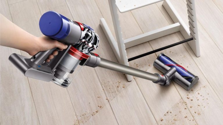 Si siempre quisiste una aspiradora Dyson, ahora hay una sin cables rebajada a menos de 300 euros | Tecnología