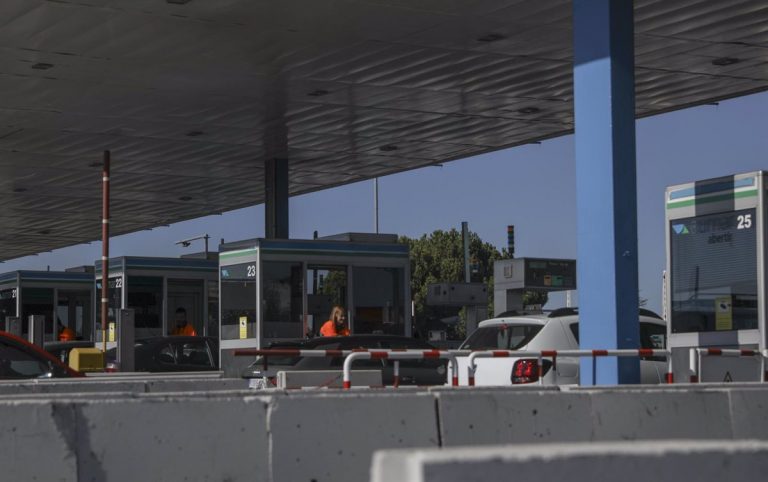 Abertis advierte de una batalla legal contra Argentina por la revisión de sus autopistas en el país