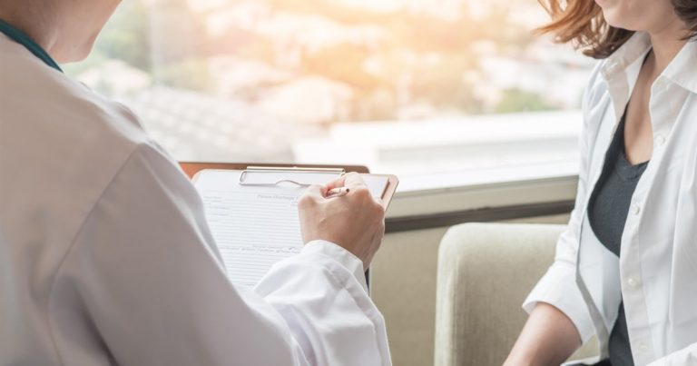 Científicos identifican 290 variantes genéticas asociadas con el momento de la menopausia