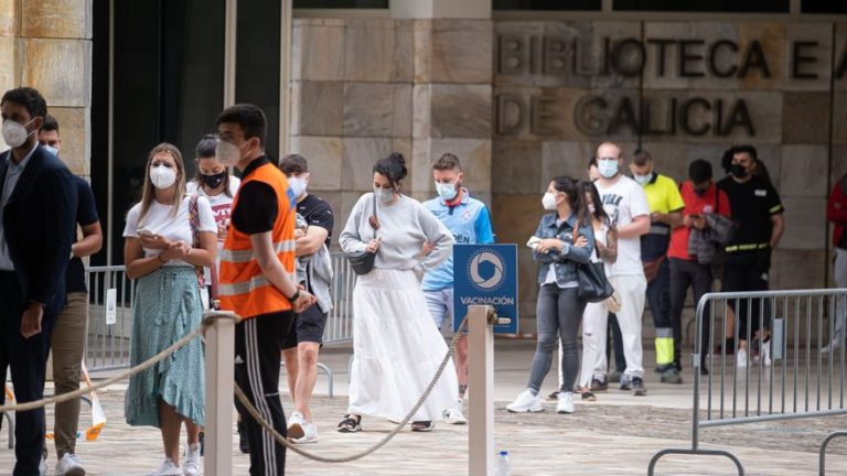 Sanidad notifica 82 muertes y 2.450 nuevos contagios, la cifra más baja desde julio 2020