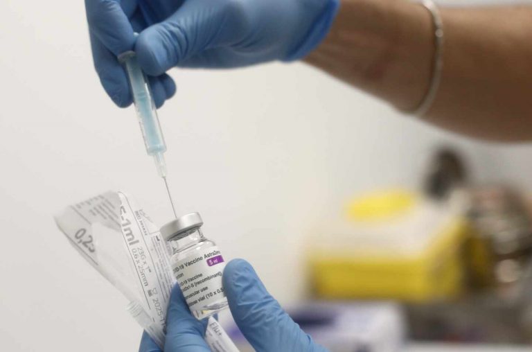 Italia adelanta que la vacuna contra el Covid acabará siendo obligatoria