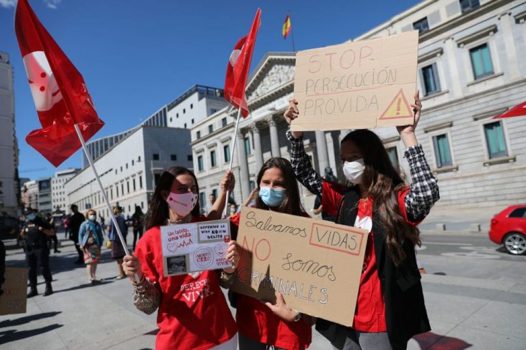 La campaña de la derecha contra el aborto también llega a los tribunales – El Observatorio del laicismo