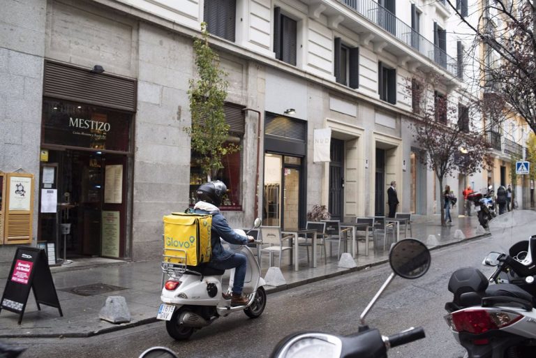 Desconvocados los últimos tres días de huelga de los supermercados de Glovo de Barcelona