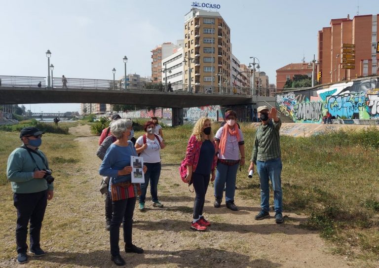 IU y Podemos defienden un proyecto verde para el Guadalmedina frente «al gris de la cubierta de hormigón»