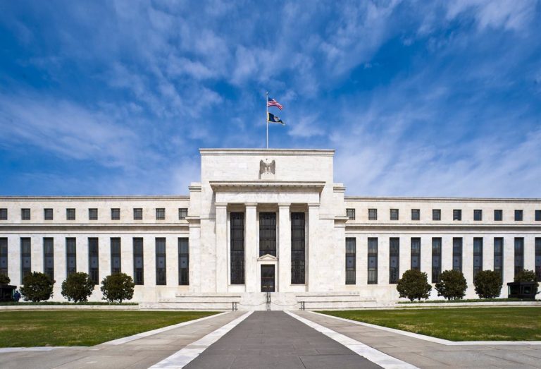 La Fed deja sin cambios los tipos de interés y el ritmo de compras