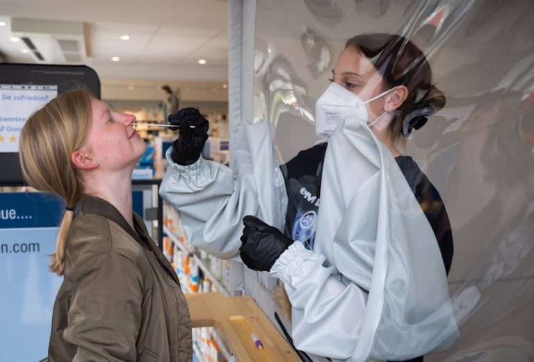 Alemania supera los 4,2 millones de casos de coronavirus en medio de un descenso de la incidencia