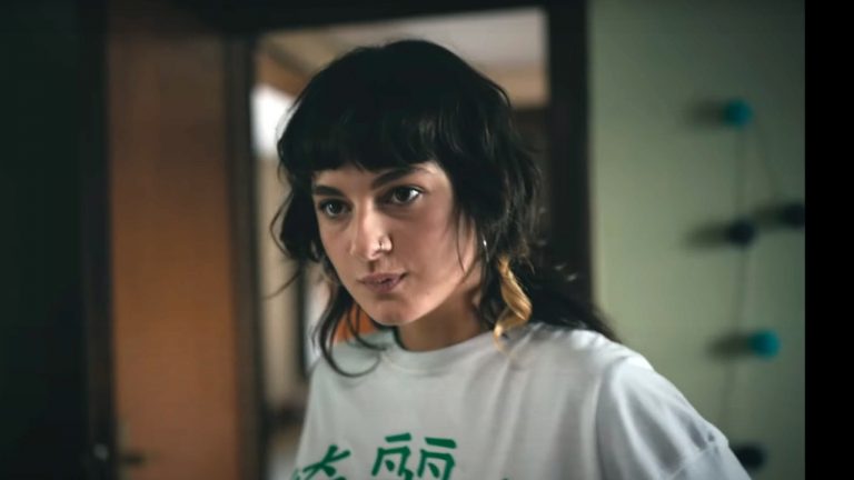 Así es Carla Velo, la cantante que protagoniza ‘Son sueños’ de Dani Martín