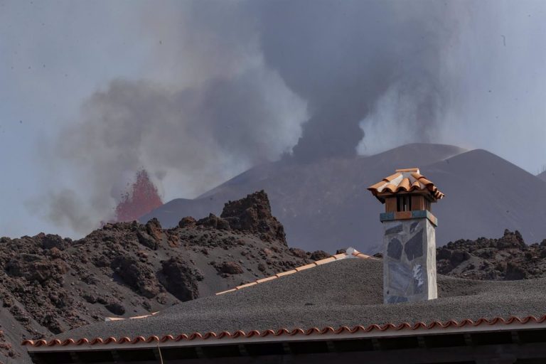 IU impulsa mociones en ayuntamientos para crear un fondo de solidaridad para municipios afectados por la erupción