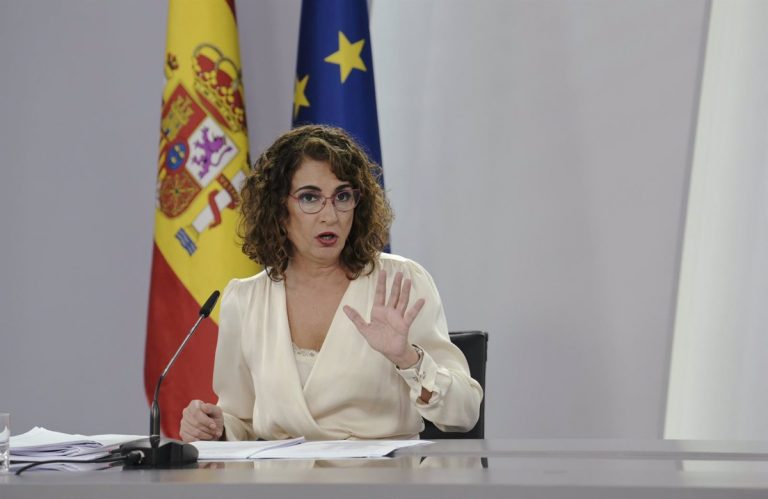 La aportación máxima a los planes de pensiones con derecho a deducción se reducirá a 1.500 euros en 2022