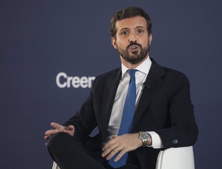 Casado afirma que no es posible una «recuperación justa» con el «desorbitado» coste de la energía