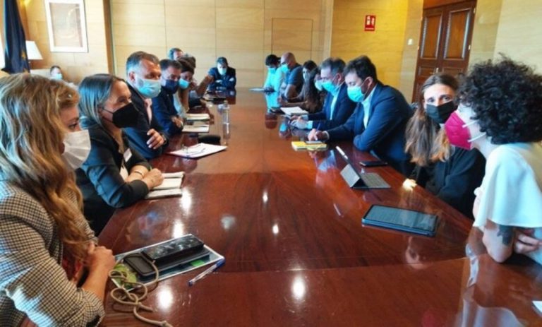 Podemos, IU y los ‘comunes’ refuerzan su coordinación para lograr que «la agenda municipalista llegue mejor al Congreso»