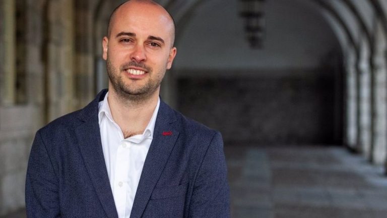 Israel Ruiz Salmón continuará cuatro años más como coordinador de IU en Cantabria