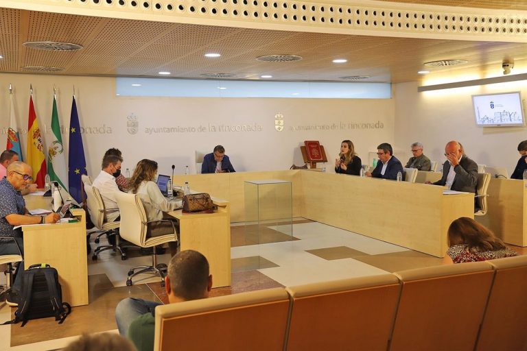 El pleno de La Rinconada (Sevilla) aprueba una «segunda congelación general» de las ordenanzas fiscales de cara a 2022