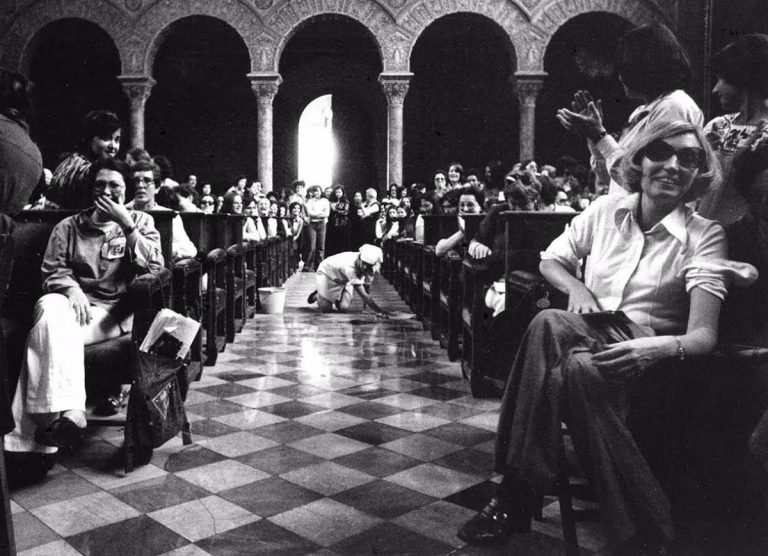 Pilar Aymerich, Premio Nacional de Fotografía, por su trayectoria «a pie de calle» desde la década de los 70