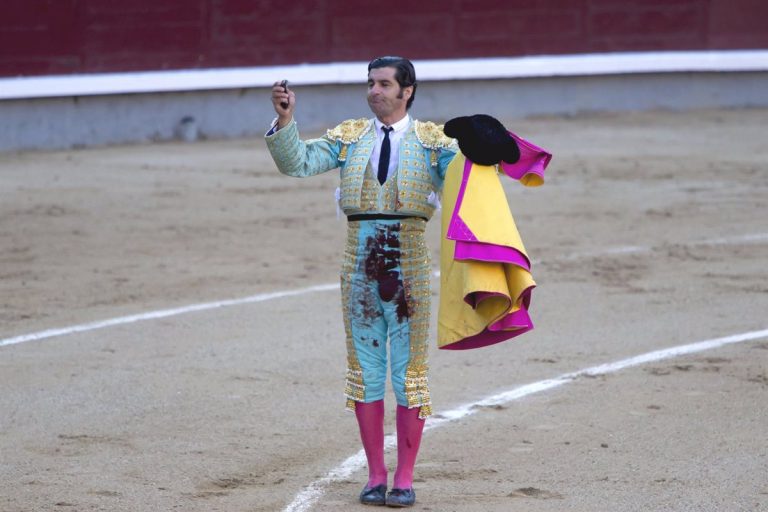 Morante de la Puebla celebra el Premio Nacional pese a la «incongruencia» de que el bono cultural no incluya los toros