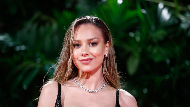 Ester Expósito tiene nueva pareja: quién es Nicolás Furtado, el novio de la actriz