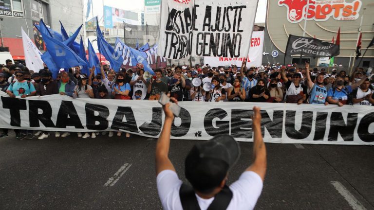 Elecciones: Los movimientos sociales en Argentina saltan de las calles al Gobierno | Internacional