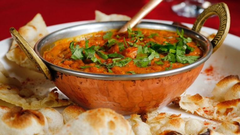 La salsa sin apenas calorías que te ayuda a adelgazar y alegra tu dieta