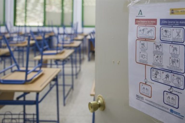 La ultraderecha presiona en Andalucía con el bachillerato para ampliar el negocio privado y fortalecer la educación católica