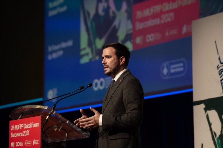 Garzón ve en Yolanda Díaz «la mejor candidata posible para representar un espacio plural» que integre a IU y Podemos