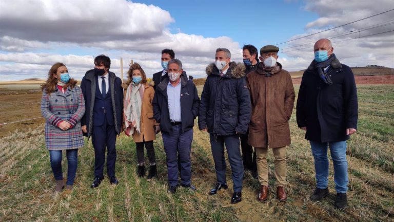 Raquel Sánchez destaca el compromiso del Gobierno con la alta velocidad